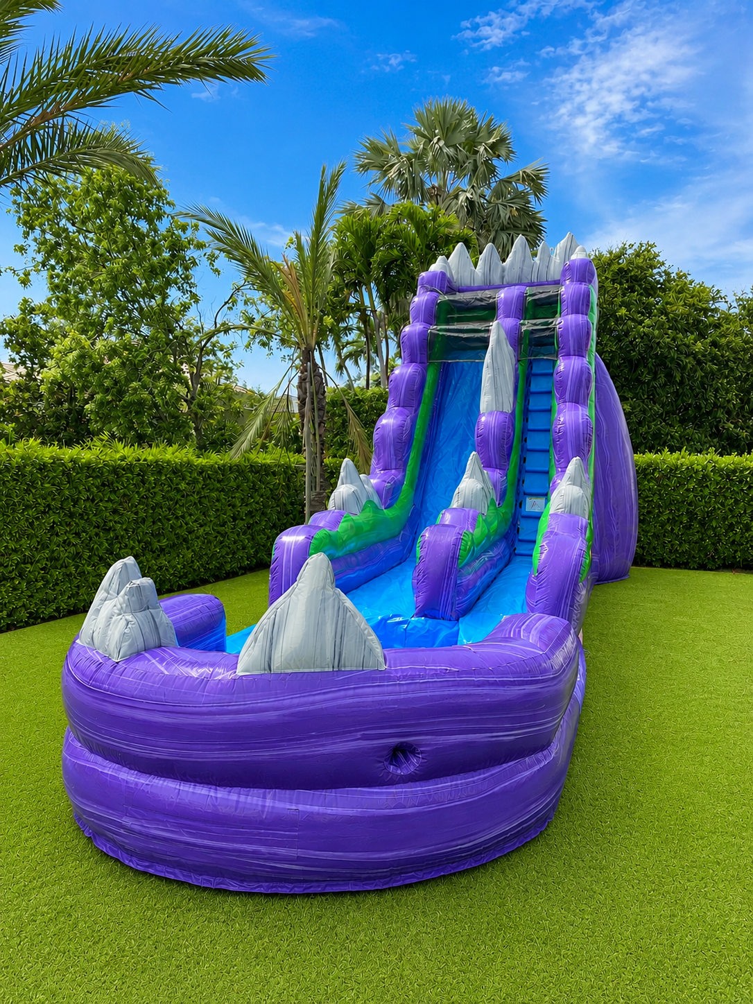 19 Dark Night Water Slide and Pool